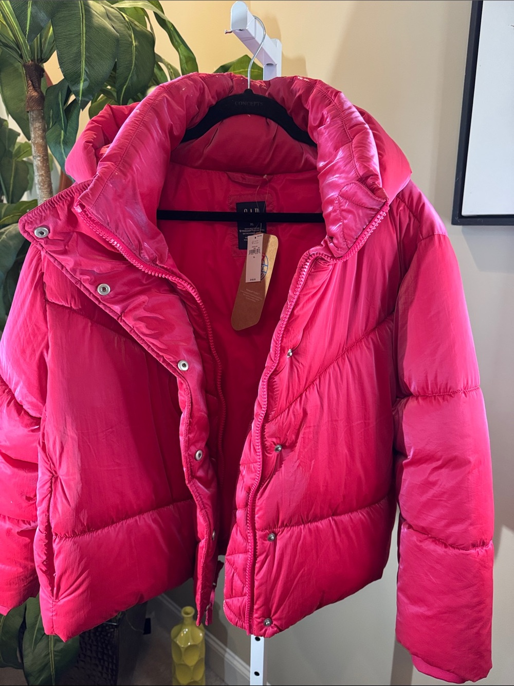 Bright Pink Women's Puffer Jacket - Quilted Hooded Coat, size XL GAP brand